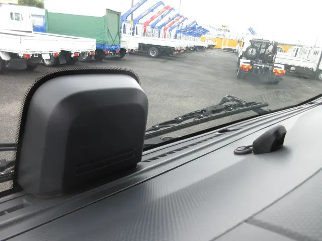 いすゞ フォワード 2RG-FRR90S2(2WD)の写真28