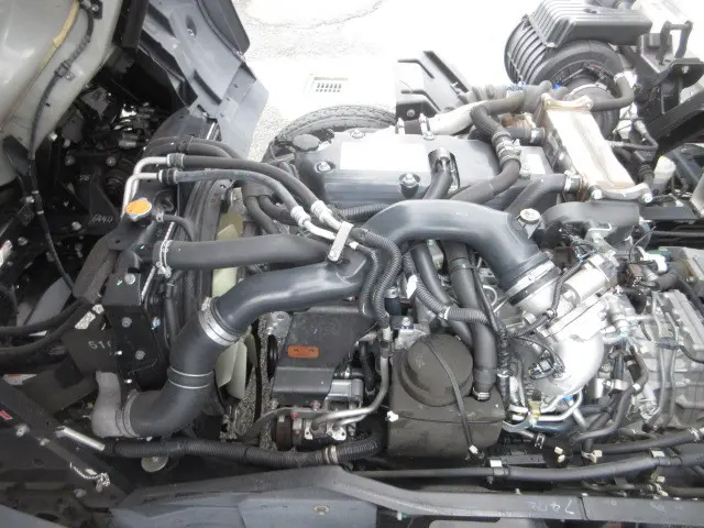 いすゞ フォワード 2RG-FRR90S2(2WD)の写真32