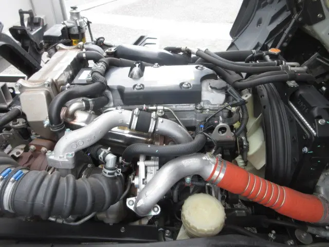 いすゞ フォワード 2RG-FRR90S2(2WD)の写真34