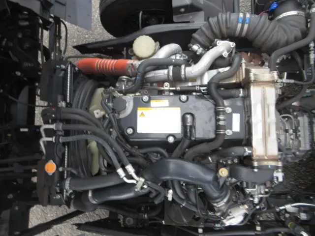 いすゞ フォワード 2RG-FRR90S2(2WD)の写真35