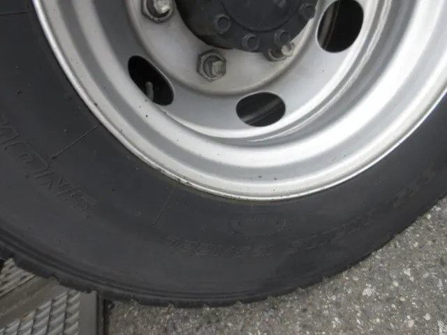 いすゞ フォワード 2RG-FRR90S2(2WD)の写真48