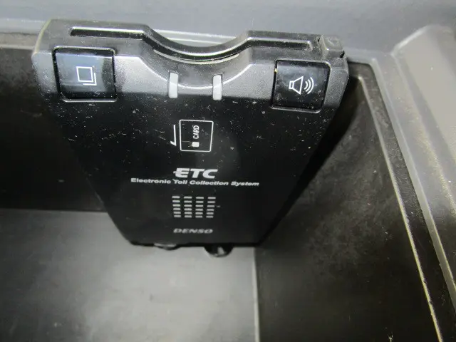 いすゞ エルフ BKG-NMR85AN(2WD)の写真15