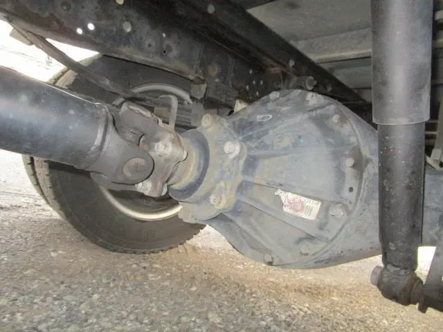 いすゞ エルフ BKG-NMR85AN(2WD)の写真27