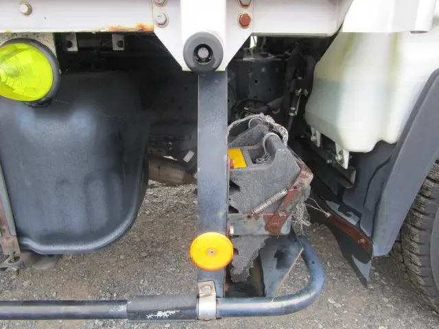 いすゞ エルフ BKG-NMR85AN(2WD)の写真31