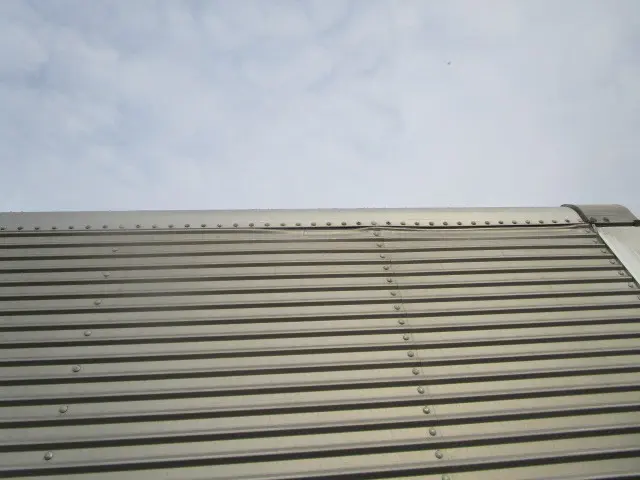 いすゞ エルフ BKG-NMR85AN(2WD)の写真40