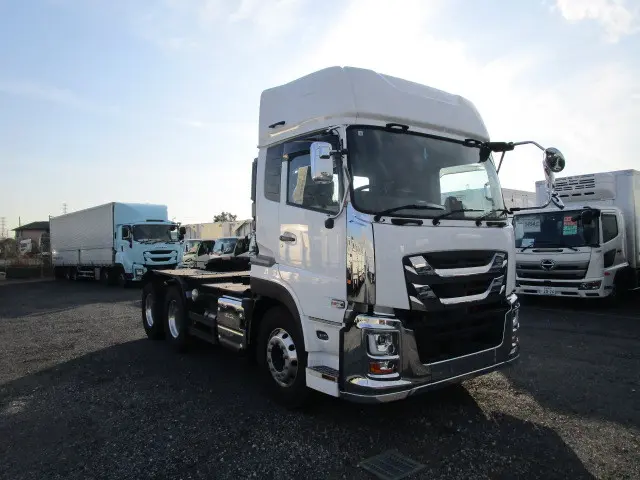 いすゞ ギガ 2DG-EW6ELH(6x4)の写真2