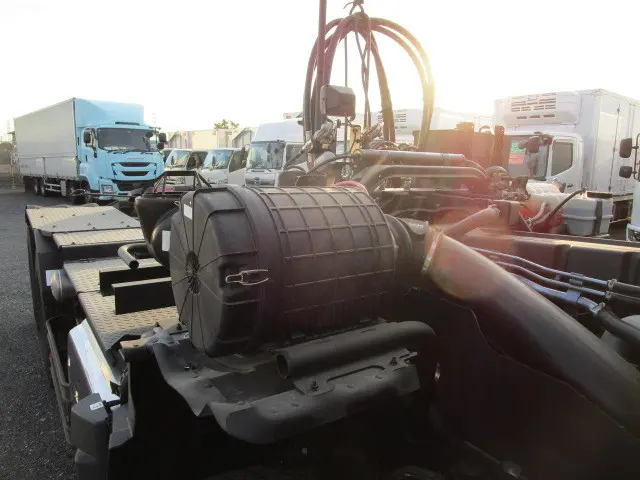 いすゞ ギガ 2DG-EW6ELH(6x4)の写真26