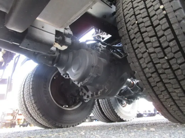 いすゞ ギガ 2DG-EW6ELH(6x4)の写真31