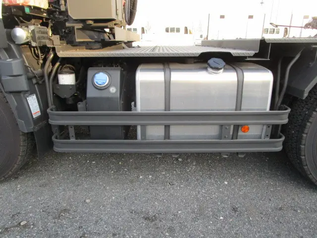 いすゞ ギガ 2DG-EW6ELH(6x4)の写真36