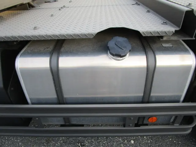 いすゞ ギガ 2DG-EW6ELH(6x4)の写真39