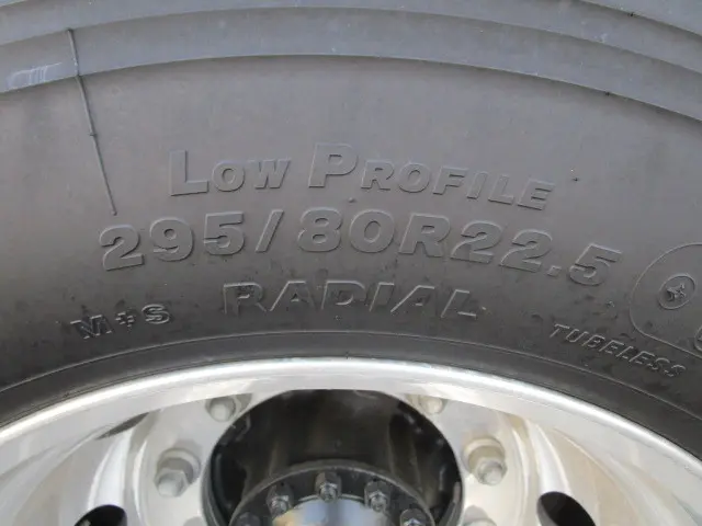 いすゞ ギガ 2DG-EW6ELH(6x4)の写真48