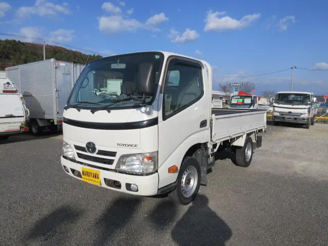 トヨタ トヨエース QDF-KDY231(2WD)の写真1