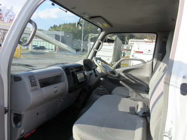 トヨタ トヨエース QDF-KDY231(2WD)の写真18