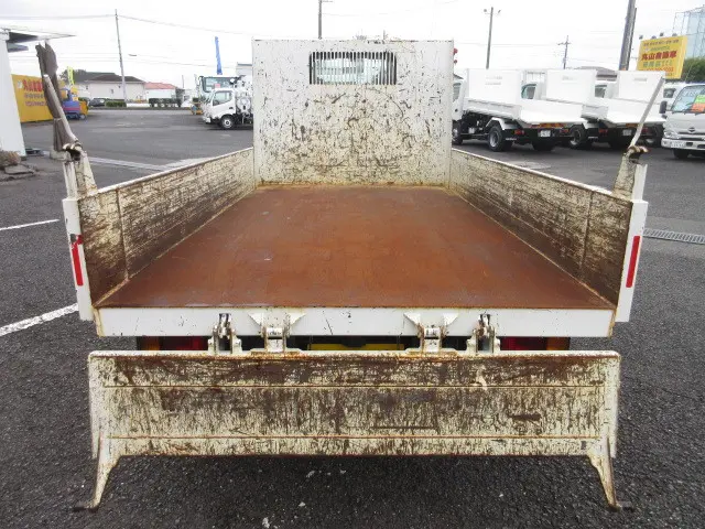 いすゞ エルフ 2RG-NJR88AD(2WD)の写真11