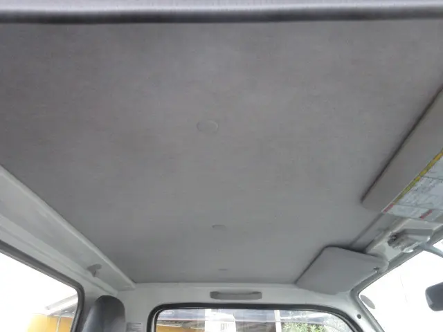 いすゞ エルフ 2RG-NJR88AD(2WD)の写真24