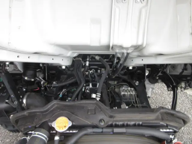 いすゞ エルフ 2RG-NJR88AD(2WD)の写真31