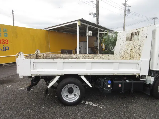 いすゞ エルフ 2RG-NJR88AD(2WD)の写真39