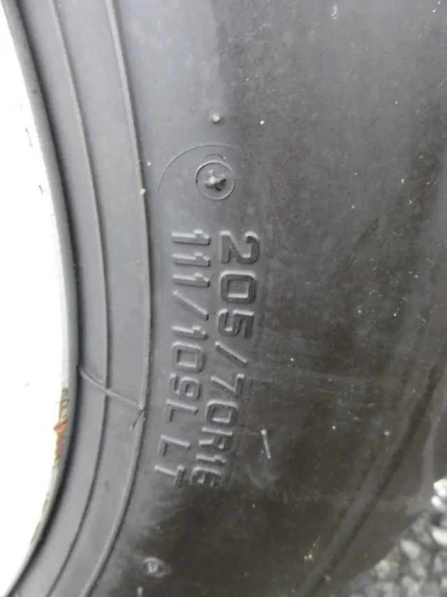 いすゞ エルフ 2RG-NJR88AD(2WD)の写真43