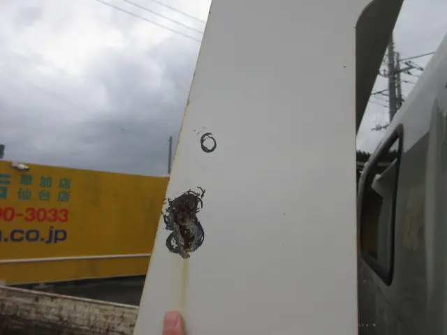 いすゞ エルフ 2RG-NJR88AD(2WD)の写真48