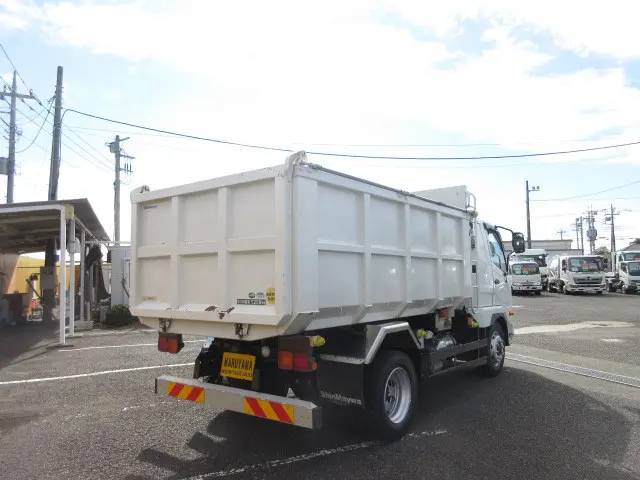 三菱 ファイター TKG-FK62FY(2WD)の写真4