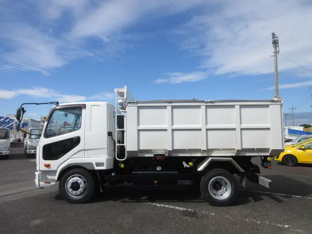 三菱 ファイター TKG-FK62FY(2WD)の写真5