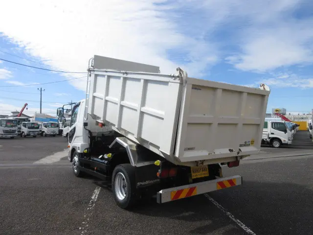 三菱 ファイター TKG-FK62FY(2WD)の写真10