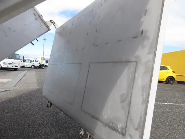 三菱 ファイター TKG-FK62FY(2WD)の写真17