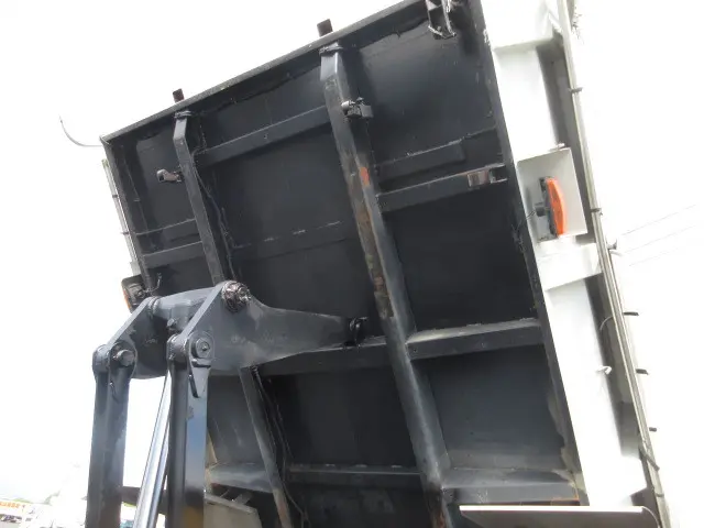 三菱 ファイター TKG-FK62FY(2WD)の写真18