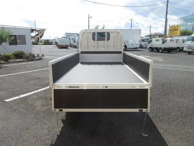 日野 デュトロ 2KG-XZC605M(2WD)の写真8