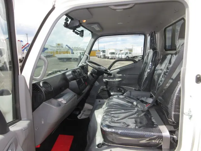 日野 デュトロ 2KG-XZC605M(2WD)の写真22