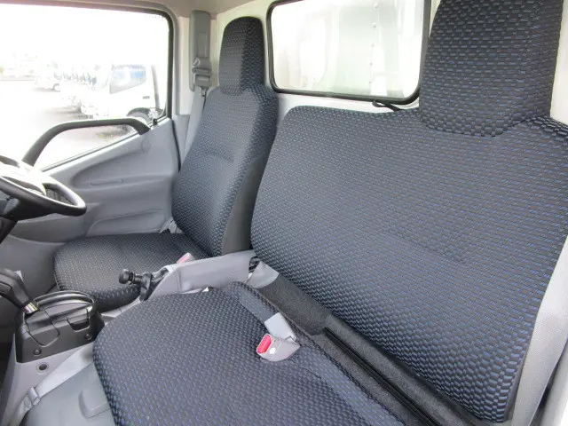 日野 デュトロ 2RG-XZU655M(2WD)の写真20