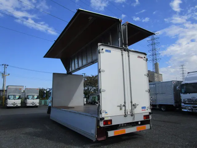 いすゞ フォワード PKG-FRR90S2(2WD)の写真7