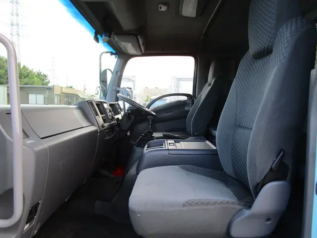 いすゞ フォワード PKG-FRR90S2(2WD)の写真27