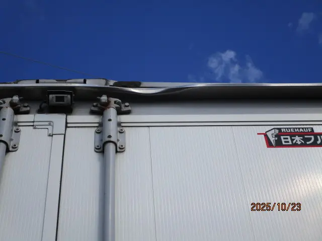 いすゞ フォワード PKG-FRR90S2(2WD)の写真50