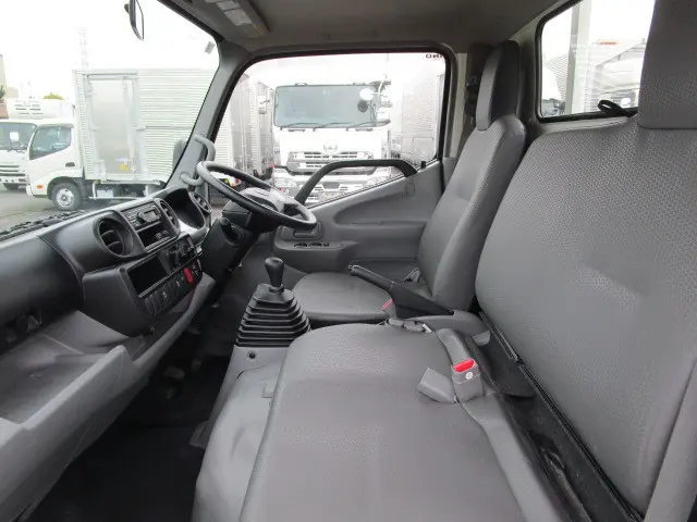 日野 デュトロ 2RG-XZU605M(2WD)の写真23