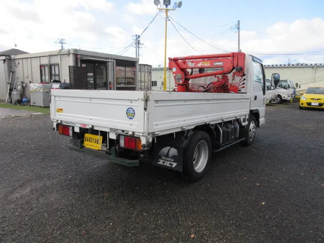 いすゞ エルフ KR-NKR81EA(2WD)の写真4