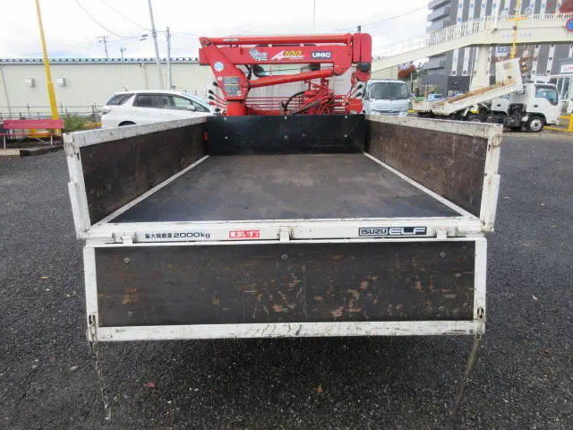 いすゞ エルフ KR-NKR81EA(2WD)の写真12