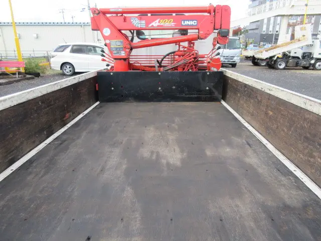 いすゞ エルフ KR-NKR81EA(2WD)の写真13