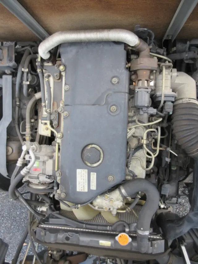 いすゞ エルフ KR-NKR81EA(2WD)の写真28