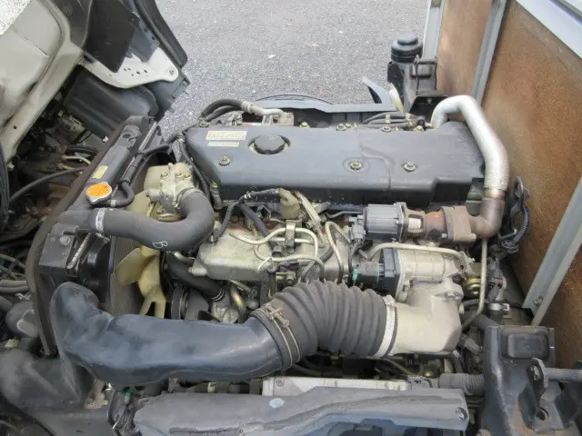 いすゞ エルフ KR-NKR81EA(2WD)の写真29