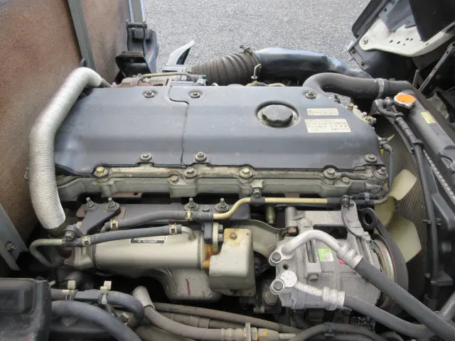 いすゞ エルフ KR-NKR81EA(2WD)の写真30