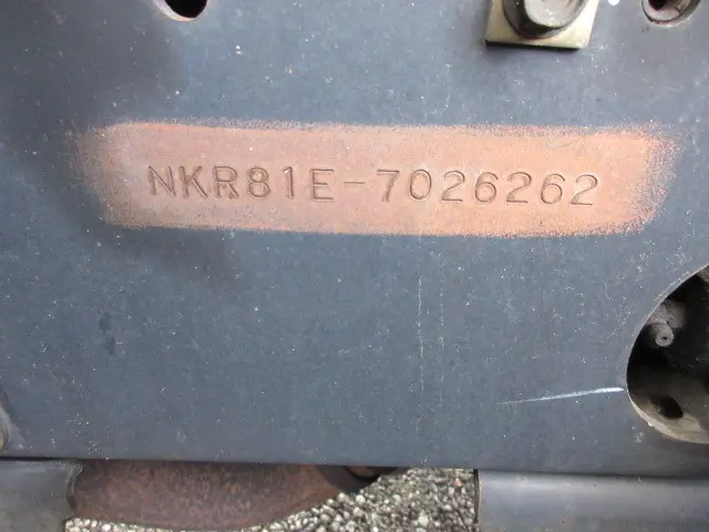 いすゞ エルフ KR-NKR81EA(2WD)の写真31