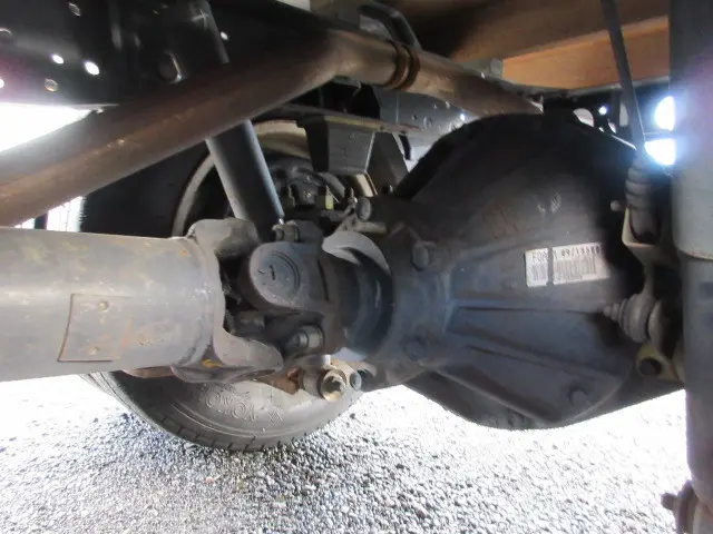 いすゞ エルフ KR-NKR81EA(2WD)の写真33