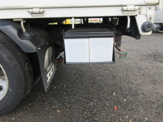 いすゞ エルフ KR-NKR81EA(2WD)の写真44