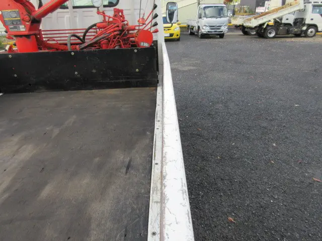 いすゞ エルフ KR-NKR81EA(2WD)の写真48