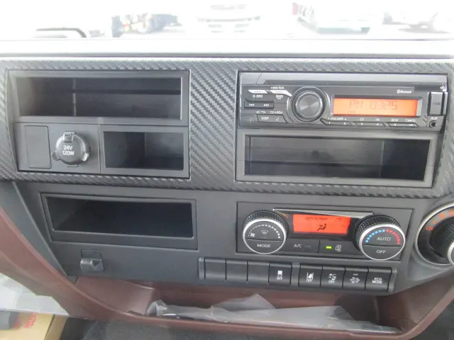 日野 レンジャー 2KG-FD2ABG(2WD)の写真16