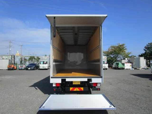 日野 レンジャー 2KG-FD2ABG(2WD)の写真8