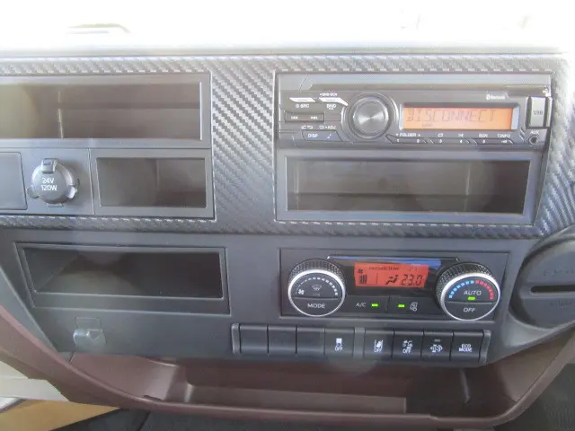 日野 レンジャー 2KG-FD2ABG(2WD)の写真13