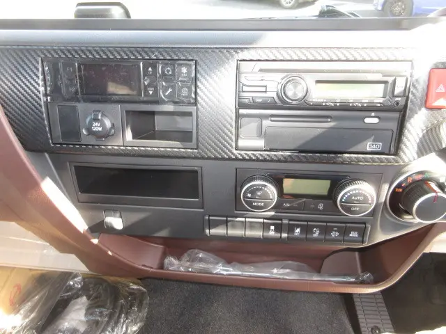 日野 レンジャー 2KG-GD2ABG(2WD)の写真17