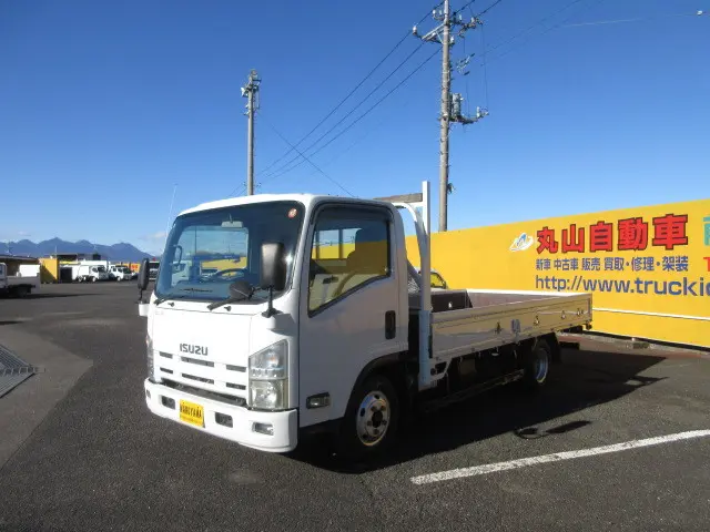 いすゞ エルフ BKG-NPR85AN(2WD)の写真1